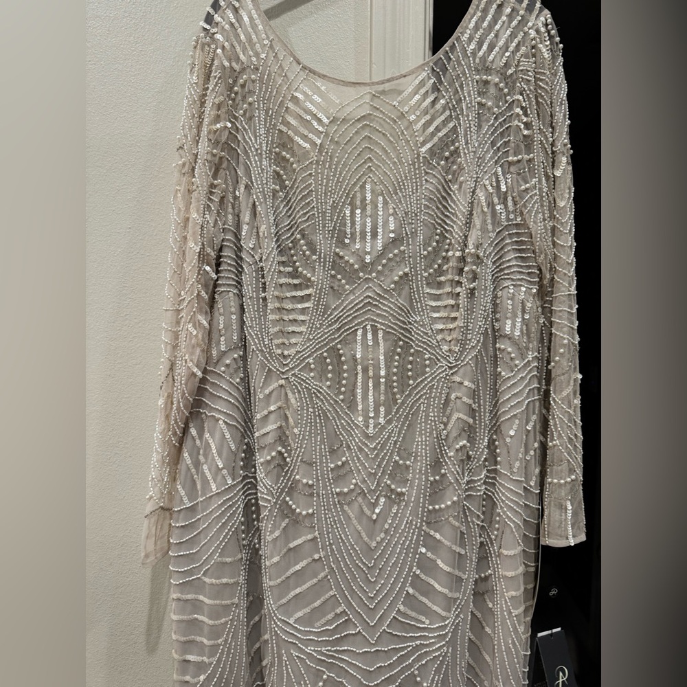 NWT Adrianna Papell 3/4 sleeve short beaded cocktail dress